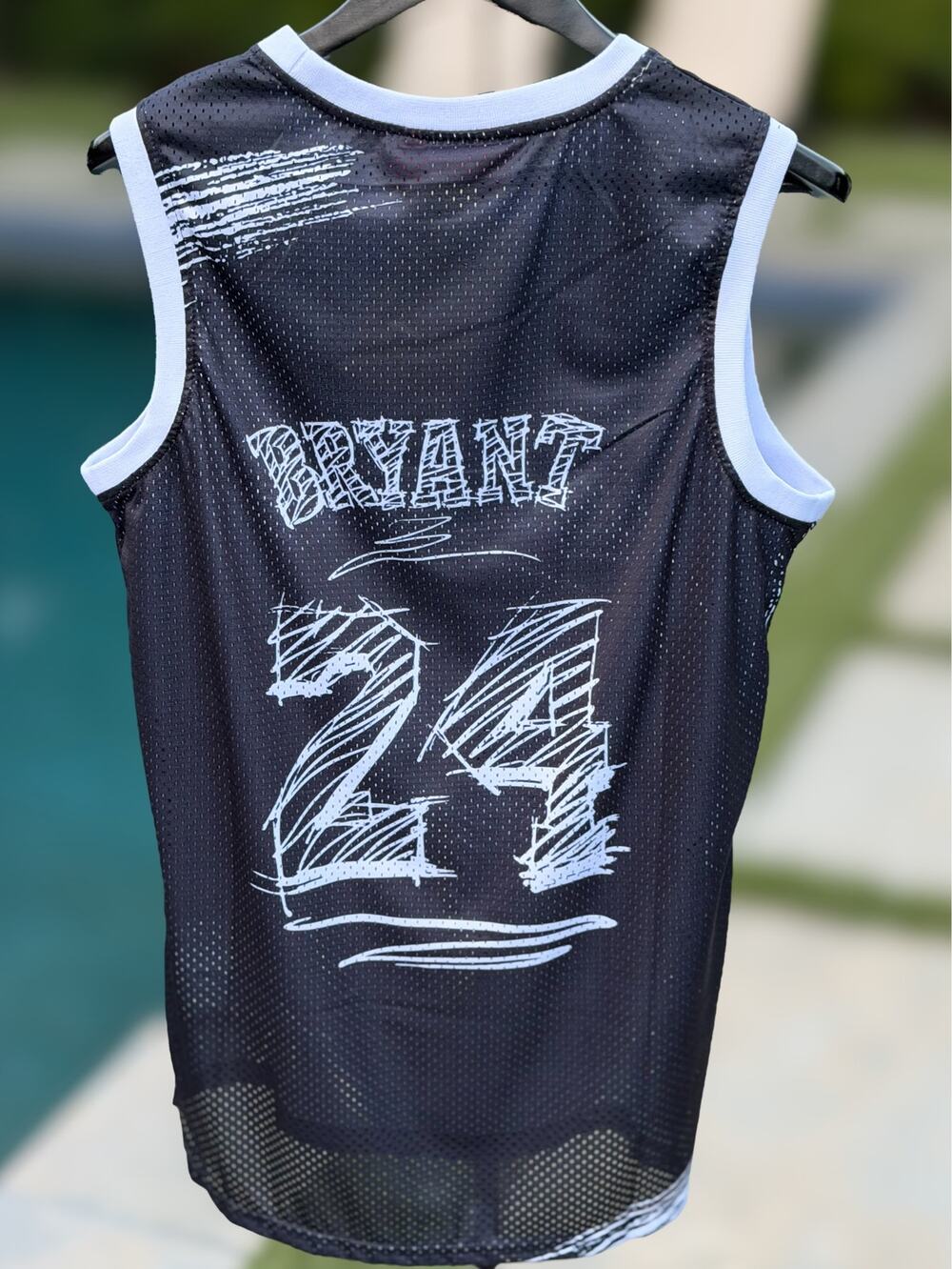 Kobe Bryant Mitchell & Ness Lakers Jersey Black 44 L NWT